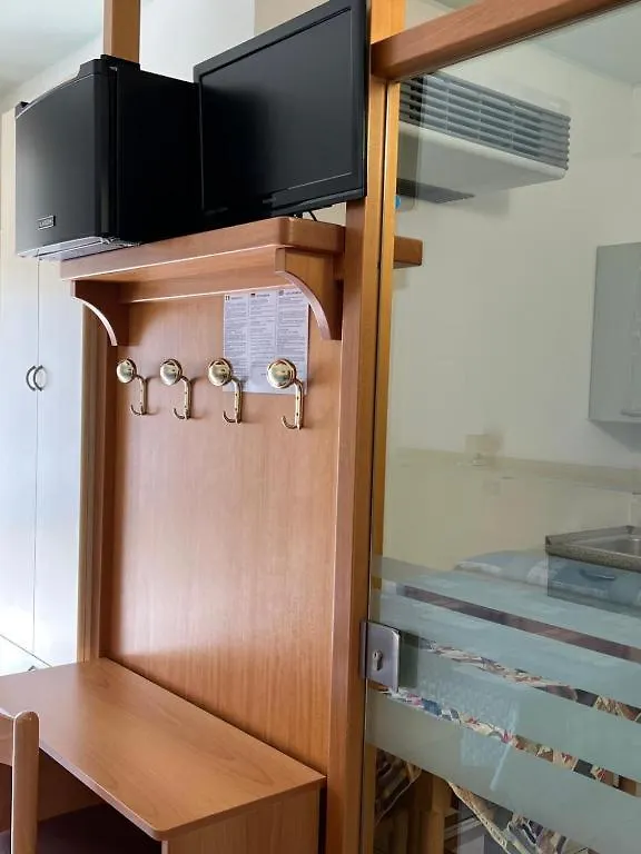 Daire Hotel Residence Beverly Lido di Jesolo