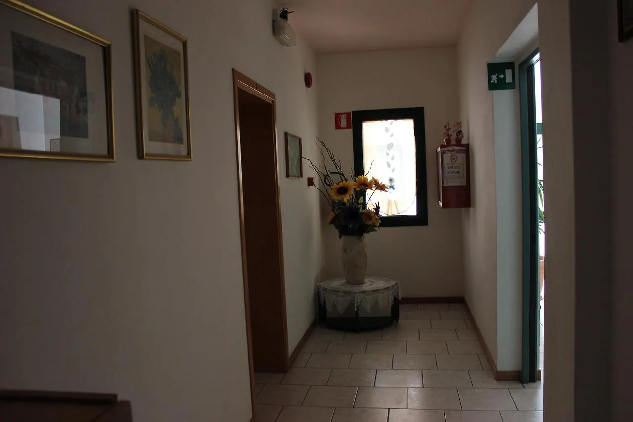 Hotel Residence Beverly Lido di Jesolo Lägenhet